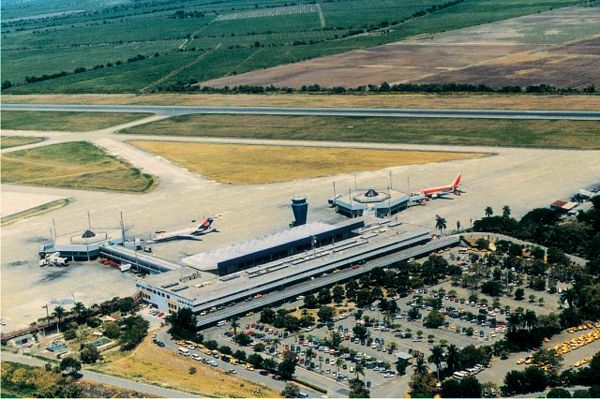 Aeropuerto Alfonso Bonilla Aragon (2)